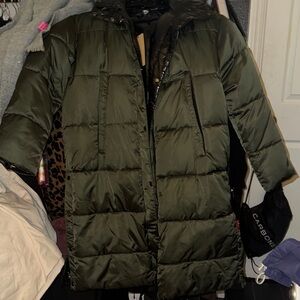 Halogen Dark Green Puffer Coat 💕